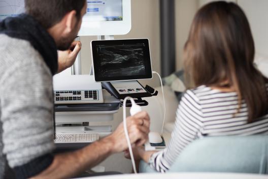 Neuromuskulärer Ultraschall, ENMG, Neurosonographie, Ultraschallbildgebung von Nerven und Muskeln, Invisus, Sonoscanner, T-Lite Pro, U-lite Pro, Natus Keypoint System.